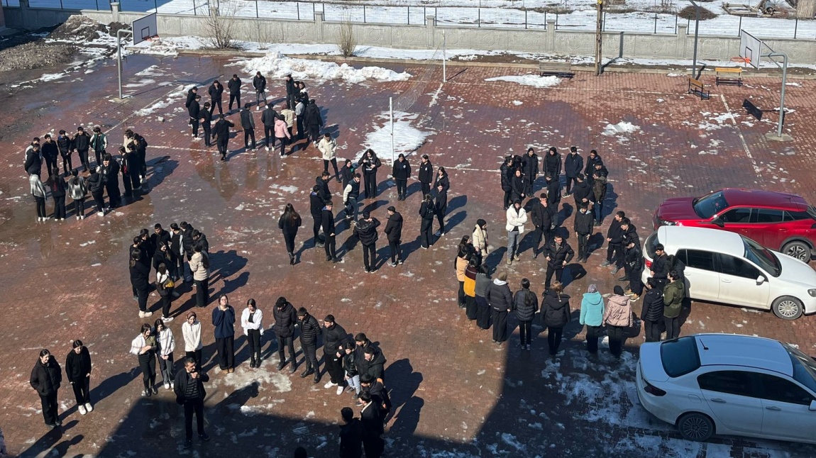 Deprem Tatbikatı